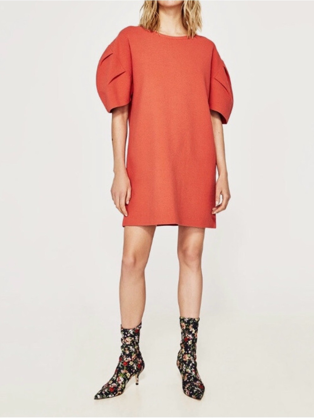 Zara knit ballon sleeve dress
